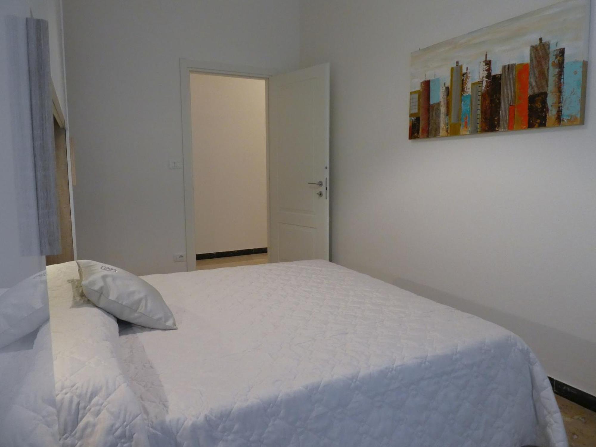 Isola Di Man Apartment อิมเปรีอา ภายนอก รูปภาพ
